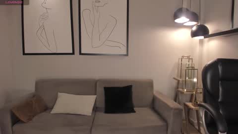 Snapshot of lizzhamilton_ chatting on February 19, 2026, 8:16 pm Lizzi online show from February 19, 2026, 8:16 pm