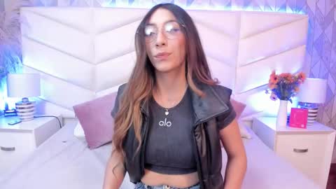 LIZZI online show from February 14, 2026, 7:21 pm