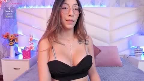 LIZZI online show from February 19, 2026, 9:00 pm