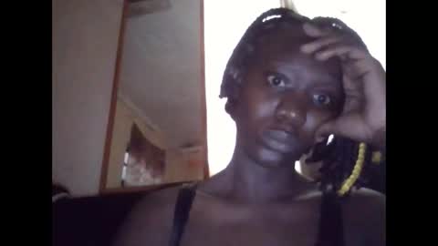 lizzie2020 online show from June 2, 2026, 4:36 am