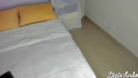 lizzieamber online show from December 20, 2024, 9:21 am