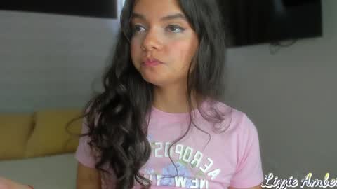 lizzieamber online show from January 10, 2025, 12:15 pm