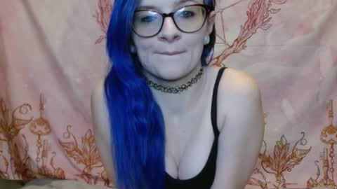 Snapshot of lizzy_b chatting on March 2, 2025, 12:09 am Lizzy B online show from March 2, 2025, 12:09 am