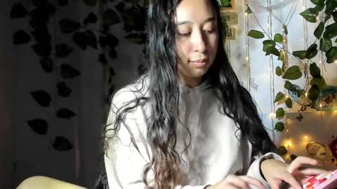 Snapshot of lizzy_kawuaii chatting on March 1, 2025, 4:58 am lizzy online show from March 1, 2025, 4:58 am