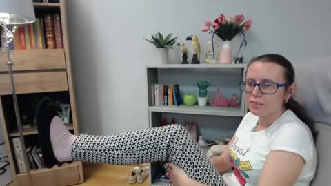 Snapshot of lizzy_sparkle chatting on May 26, 2026, 4:52 am Lizzy online show from May 26, 2026, 4:52 am