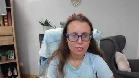 Snapshot of lizzy_sparkle chatting on July 1, 2026, 4:36 am Lizzy online show from July 1, 2026, 4:36 am