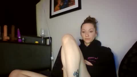 Snapshot of lizzyvonn chatting on April 9, 2026, 7:36 am Lizzie Vonn online show from April 9, 2026, 7:36 am