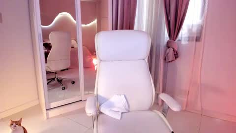 Kloe see you 28-11  to celebrate my birthday online show from March 11, 2025, 2:21 am