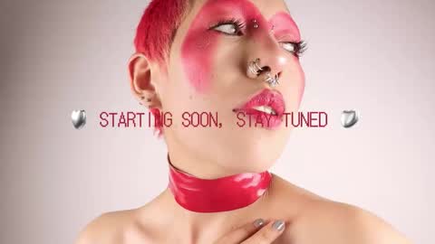 Snapshot of lnxmst chatting on February 15, 2026, 11:45 pm Lynx Mist online show from February 15, 2026, 11:45 pm