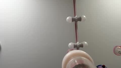 lo_cakez online show from December 20, 2024, 6:13 pm