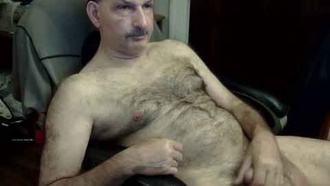 loades182025 online show from September 24, 2025, 2:04 am