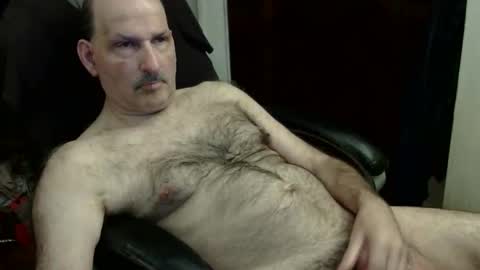 loades182025 online show from December 14, 2025, 6:41 am