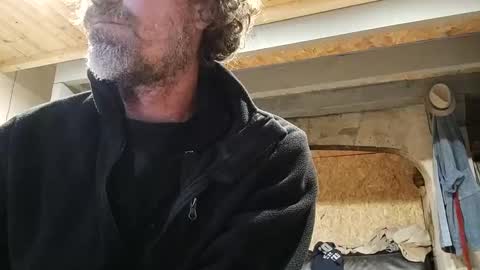 lobin666 online show from December 16, 2024, 5:11 pm