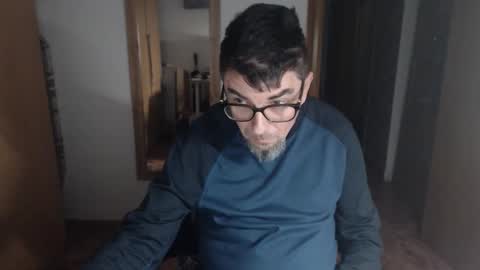 lobosolitario73 online show from November 9, 2025, 11:58 pm