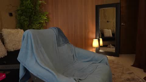 Snapshot of logan_cardenas1 chatting on October 5, 2025, 1:04 am logan_cardenas1 online show from October 5, 2025, 1:04 am