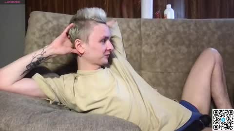 Snapshot of logan_mett chatting on March 1, 2026, 9:22 am Logan online show from March 1, 2026, 9:22 am