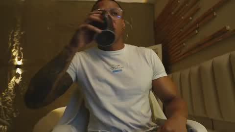 logan_varela online show from May 16, 2026, 5:23 pm