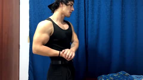 Snapshot of logan_x3 chatting on January 8, 2025, 2:57 am Logan online show from January 8, 2025, 2:57 am