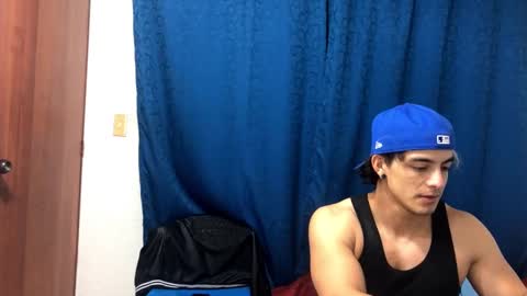 Snapshot of logan_x3 chatting on January 16, 2025, 4:17 am Logan online show from January 16, 2025, 4:17 am