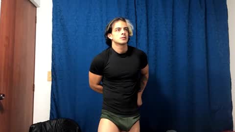 Snapshot of logan_x3 chatting on January 19, 2025, 6:31 am Logan online show from January 19, 2025, 6:31 am