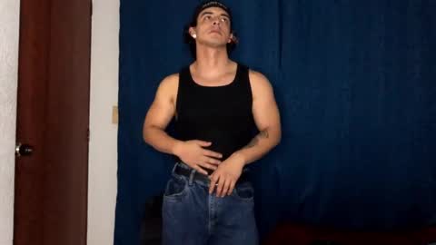 Snapshot of logan_x3 chatting on January 31, 2025, 4:58 am Logan online show from January 31, 2025, 4:58 am