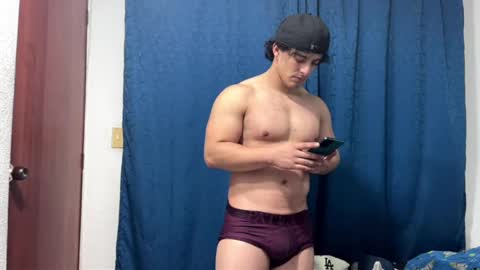 Snapshot of logan_x3 chatting on October 8, 2025, 3:37 am Logan online show from October 8, 2025, 3:37 am