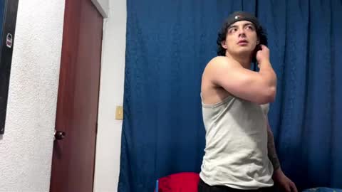 Snapshot of logan_x3 chatting on October 26, 2025, 5:02 am Logan online show from October 26, 2025, 5:02 am