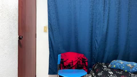 Snapshot of logan_x3 chatting on November 2, 2025, 4:15 am Logan online show from November 2, 2025, 4:15 am