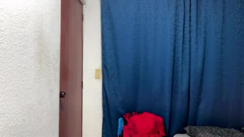 Snapshot of logan_x3 chatting on November 14, 2025, 4:22 am Logan online show from November 14, 2025, 4:22 am