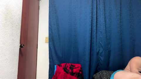 Snapshot of logan_x3 chatting on January 10, 2026, 3:41 am Logan online show from January 10, 2026, 3:41 am