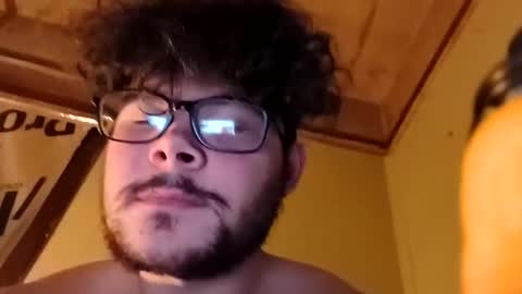 loganhorse123 online show from November 5, 2025, 4:07 pm