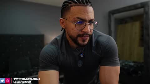 loganmartinx online show from October 24, 2025, 9:33 pm