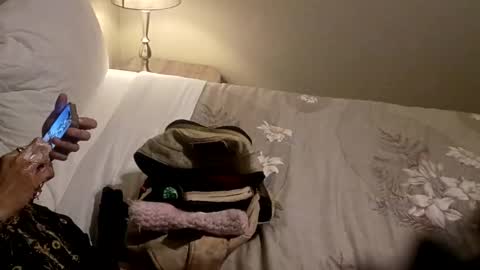 loki1loki4450 online show from February 23, 2026, 7:28 am