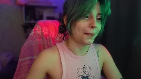 lola online show from December 1, 2025, 5:45 am