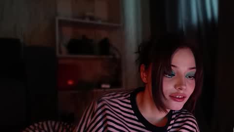 lola online show from March 24, 2026, 7:57 am