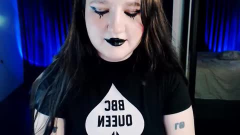 Lola Chi online show from December 16, 2025, 3:33 am