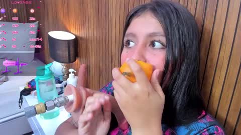 lola online show from February 22, 2025, 11:24 am