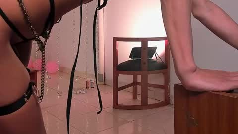 mara online show from March 7, 2025, 2:57 am