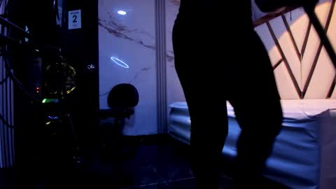 Lola online show from March 12, 2026, 11:55 pm