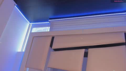 lola_js online show from September 24, 2025, 9:18 pm