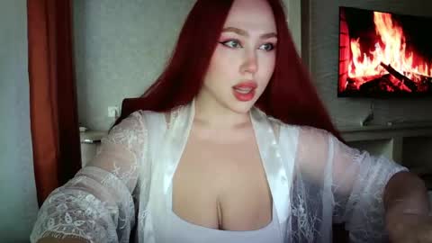 LolaaMint  online show from May 14, 2026, 12:01 pm