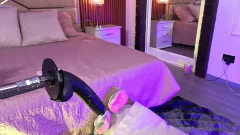 Lola Angel online show from May 23, 2026, 9:08 pm