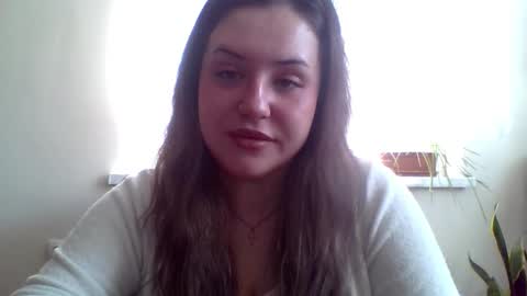 Lola online show from March 16, 2026, 9:35 am