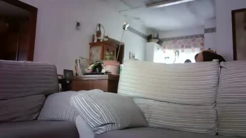 LOLA HUESO y ERIC online show from November 25, 2025, 8:58 am