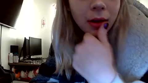 Snapshot of lolalixx6969 chatting on November 30, 2025, 12:09 pm Lola Lixx online show from November 30, 2025, 12:09 pm