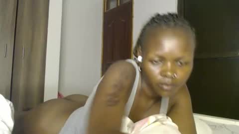 Snapshot of lolamia7 chatting on March 9, 2025, 3:27 pm lolamia7 online show from March 9, 2025, 3:27 pm