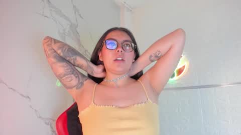 Lola online show from October 22, 2025, 11:32 am