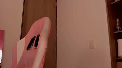 Lolly online show from March 2, 2025, 3:02 am