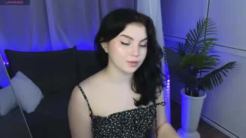 lollyy_pop online show from May 6, 2026, 1:36 am