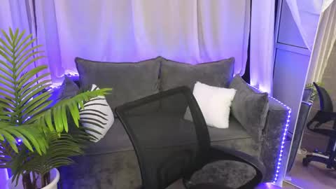lollyy_pop online show from May 20, 2026, 1:34 am